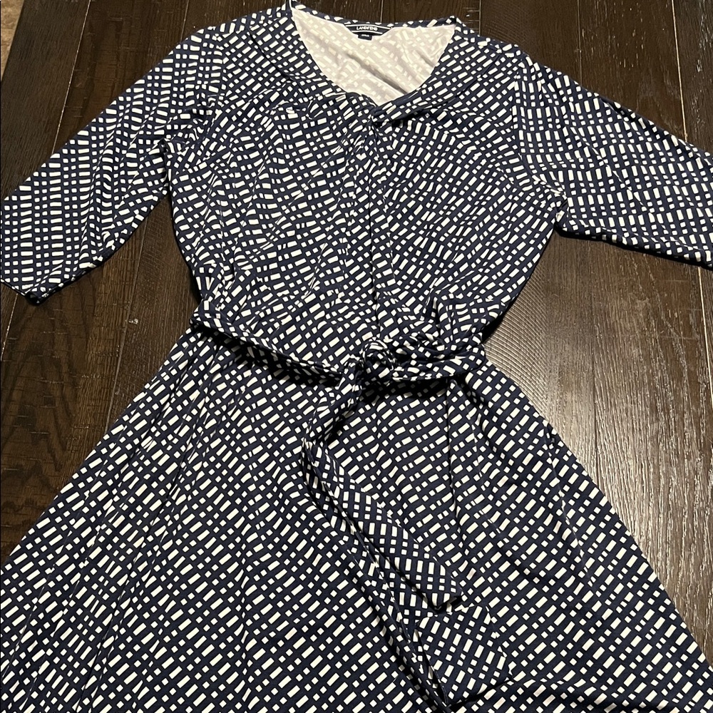 $35 Lands' End 2X Navy and White Geometric Belted Midi Dress
